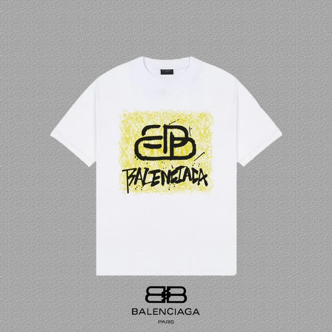 P80✨🔥 BALENCIAGA Paris lettering printed short-sleeved T-shirt. Custom-woven and dyed 300 grams of combed cotton heavyweight fabric. Zero color difference in threads. Perfect details. Different from the current currency version. Welcome to compare. Same Style for men and women. Must-sell in the picture above. Color: White Black Size: 1 2 3 4